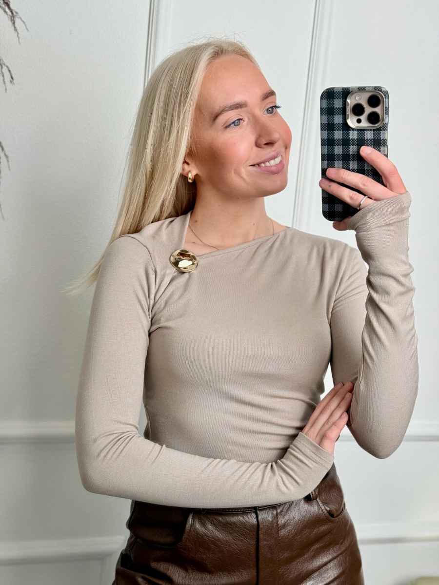 Priglundanti palaidinė